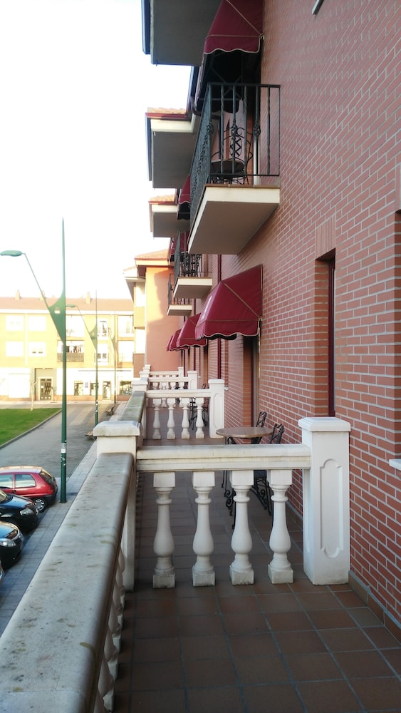 Hotel Alfageme 2/49