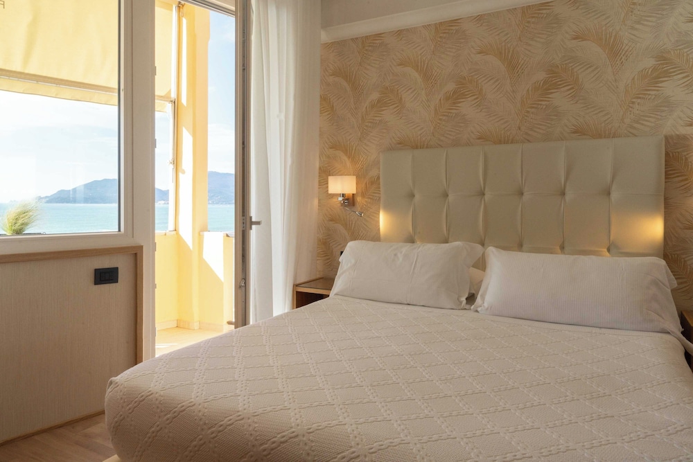 Hotel Florida Lerici 20/64