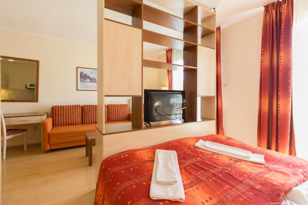 Premium Apartment House 13/39