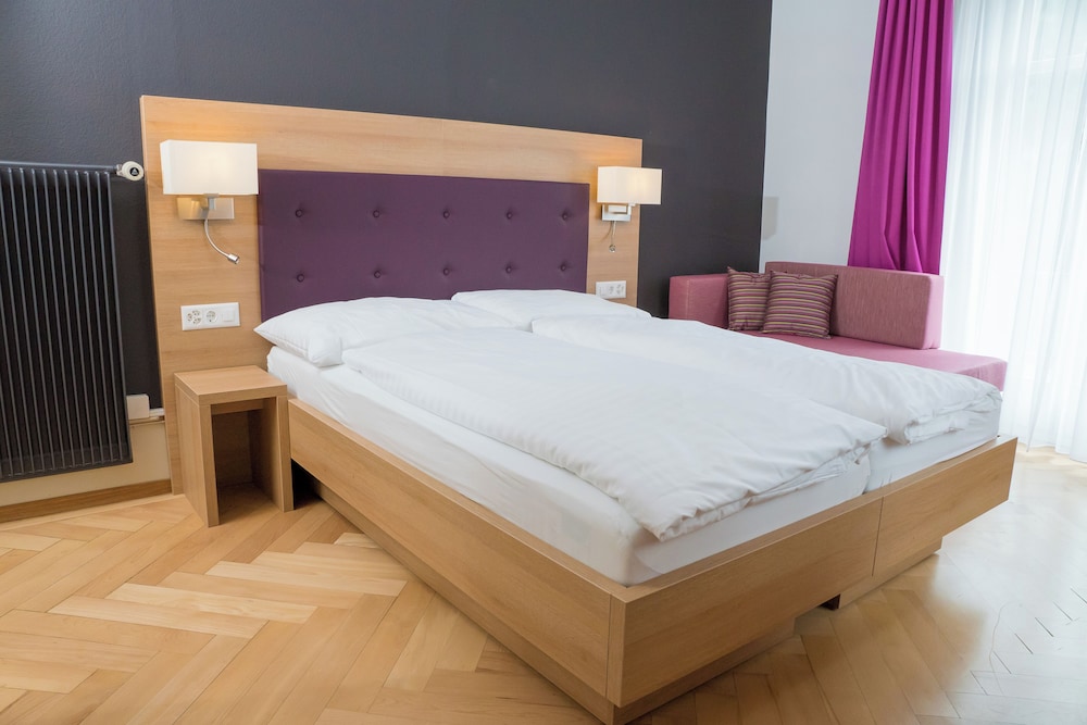 Budget Waldhotel Unspunnen 28/50