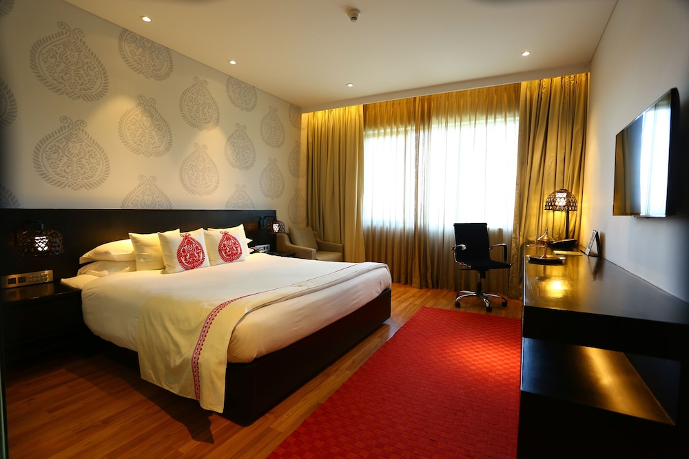 Indulgence, Premium, Single Bed, City View