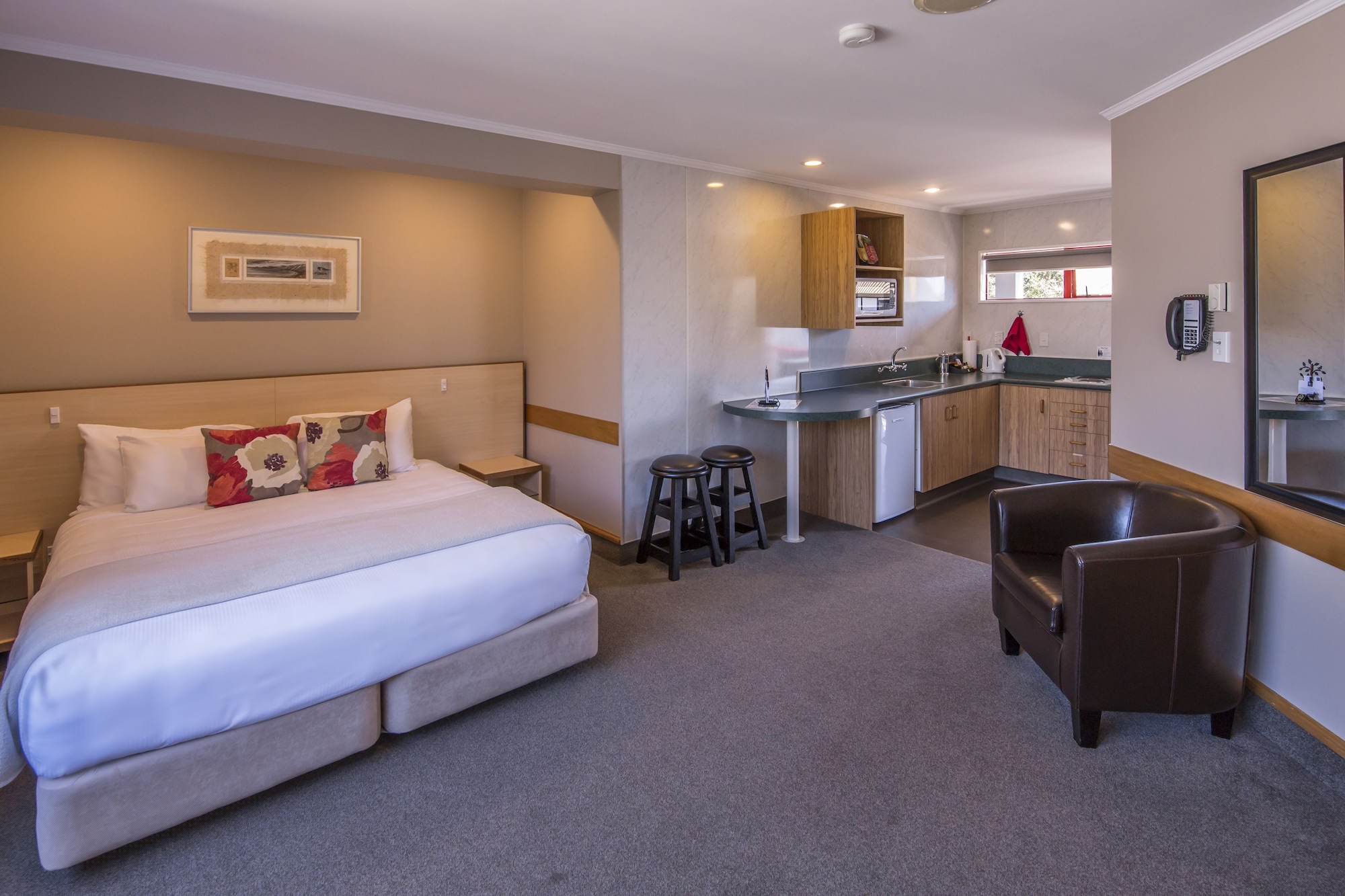 استوديو بسرير كينج، Amross Court Motor Lodge 2/3