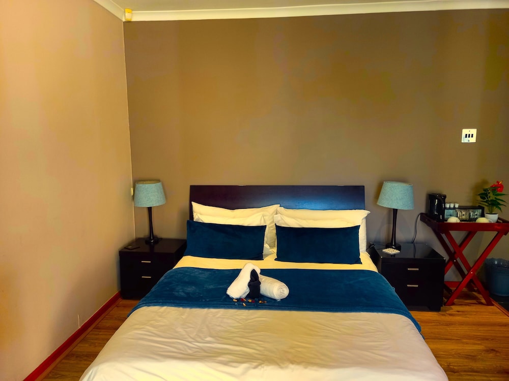 Mandalay Beach Guest House 18/26