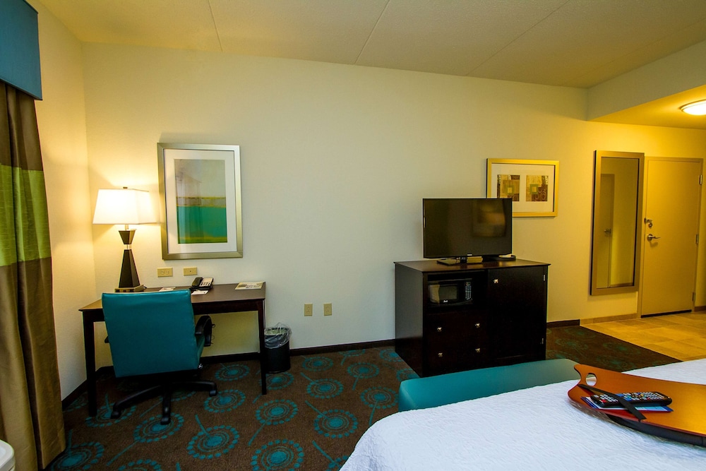 Hampton Inn Fayetteville 44/62