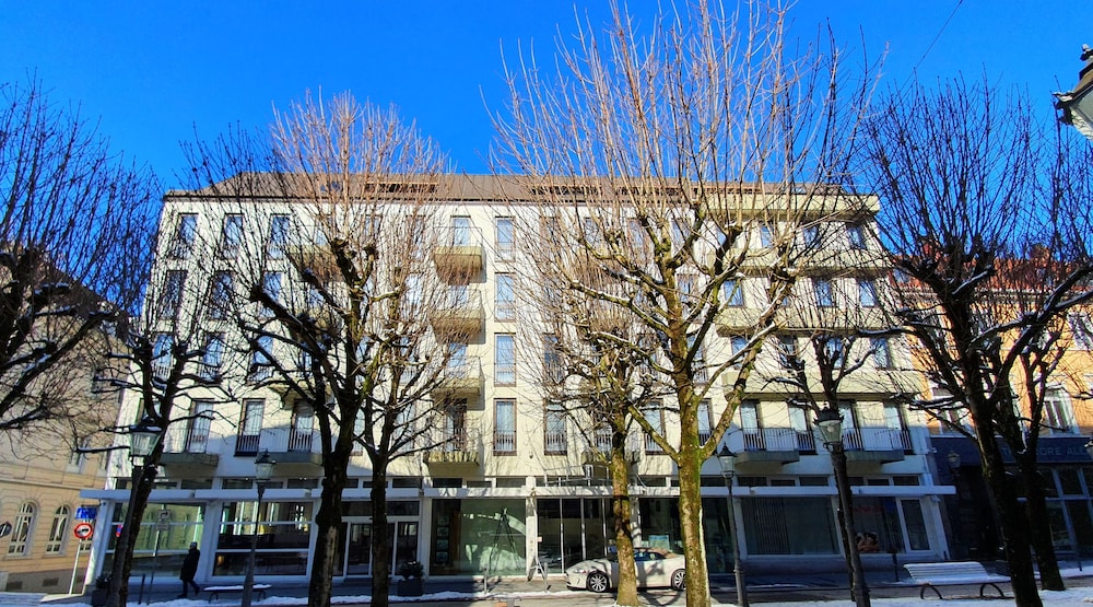 Hotel Quellenhof 42/48