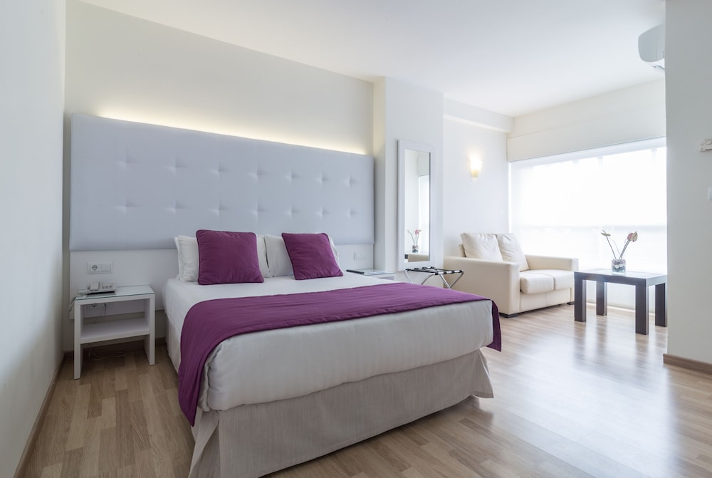 Hotel Albahia 16/50