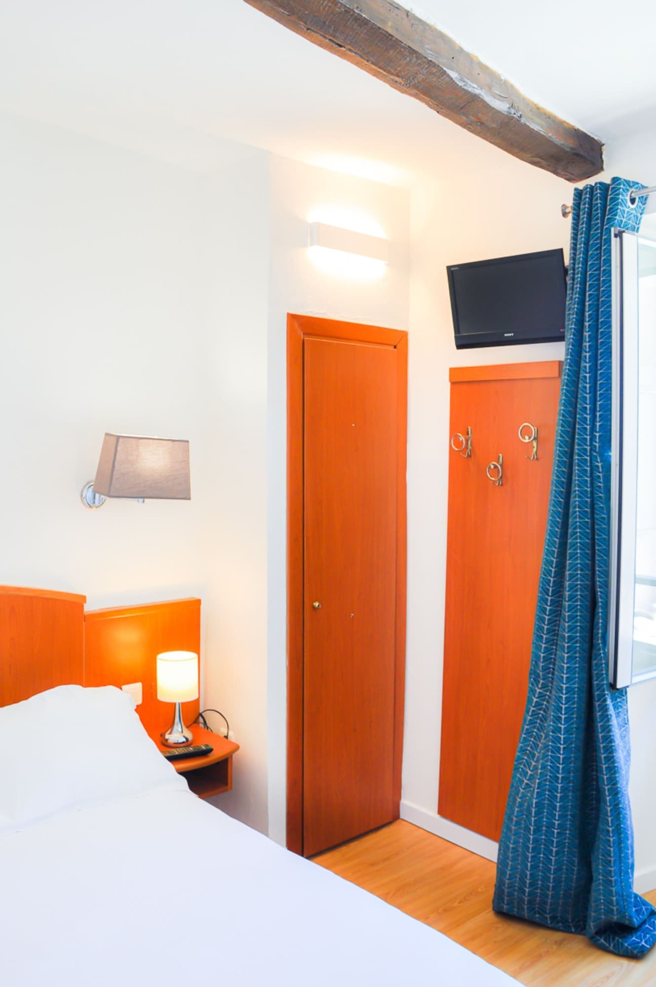 Economy, Double Bed