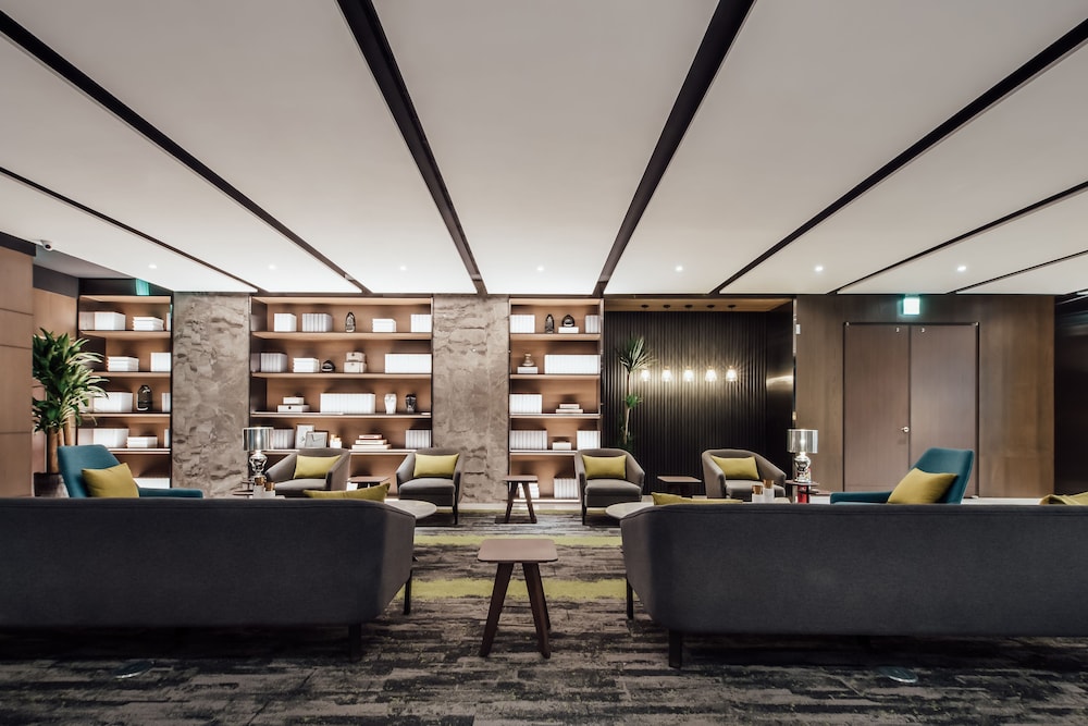 HARBOUR 10 HOTEL 43/69