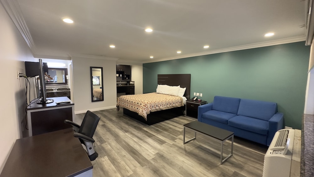 Garden Inn Suites 37/55