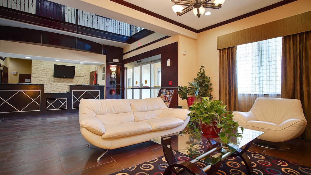 Best Western Bowie Inn and Suites 8/43