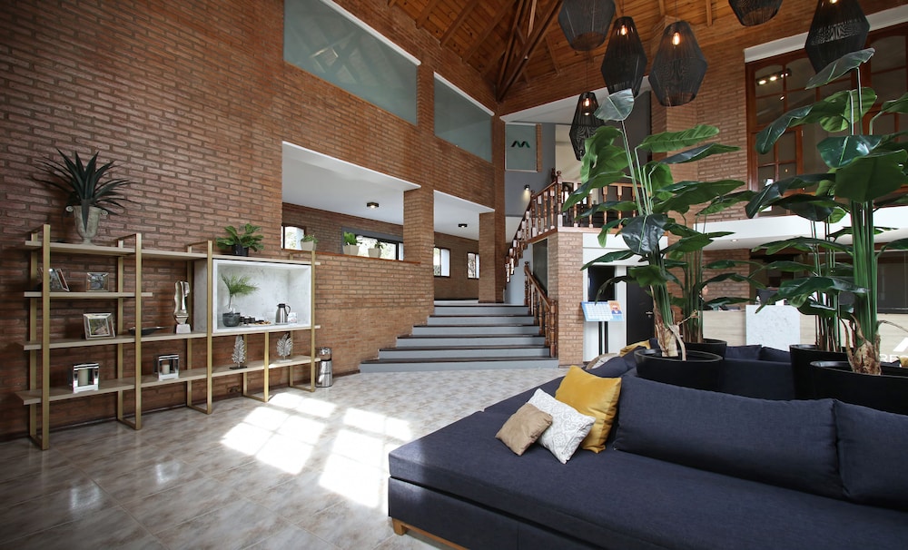 Pinares Del Cerro Hotel 38/63