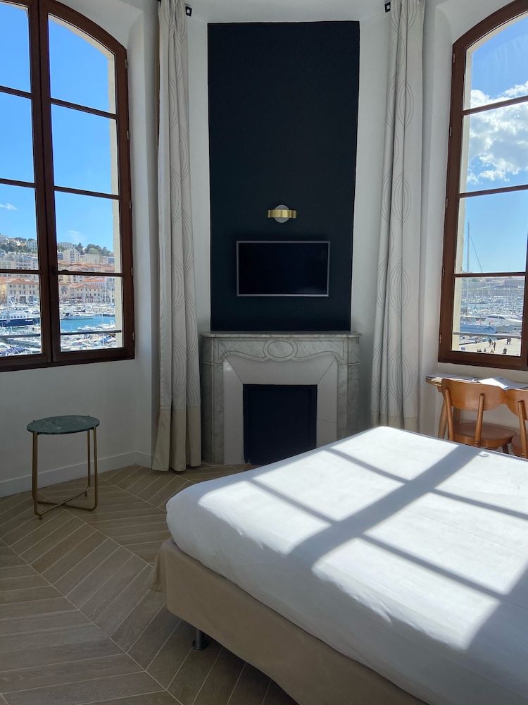Hotel Bellevue Marseille 17/74