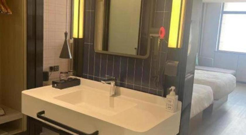 Echarm Hotel (Yangzhou Jiangdu Jinying Plaza Branch), Yangzhou 55/58