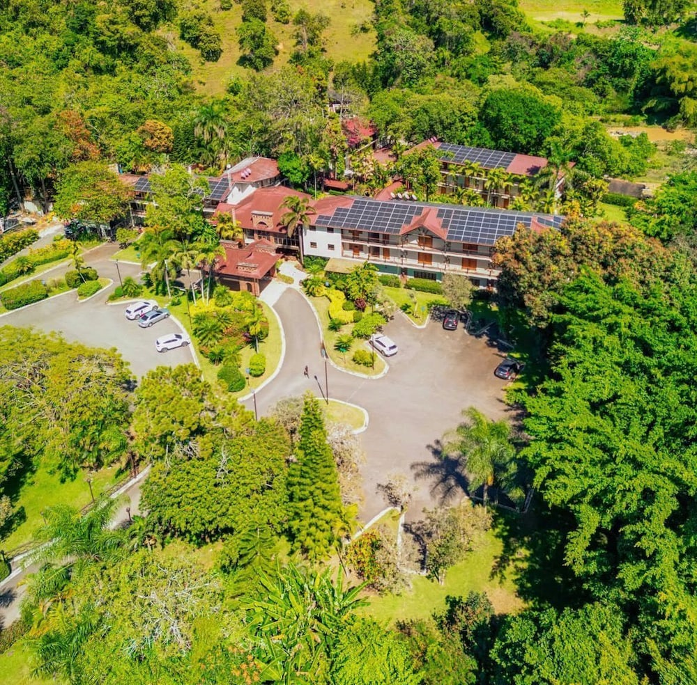 Gran Jimenoa Hotel 68/74