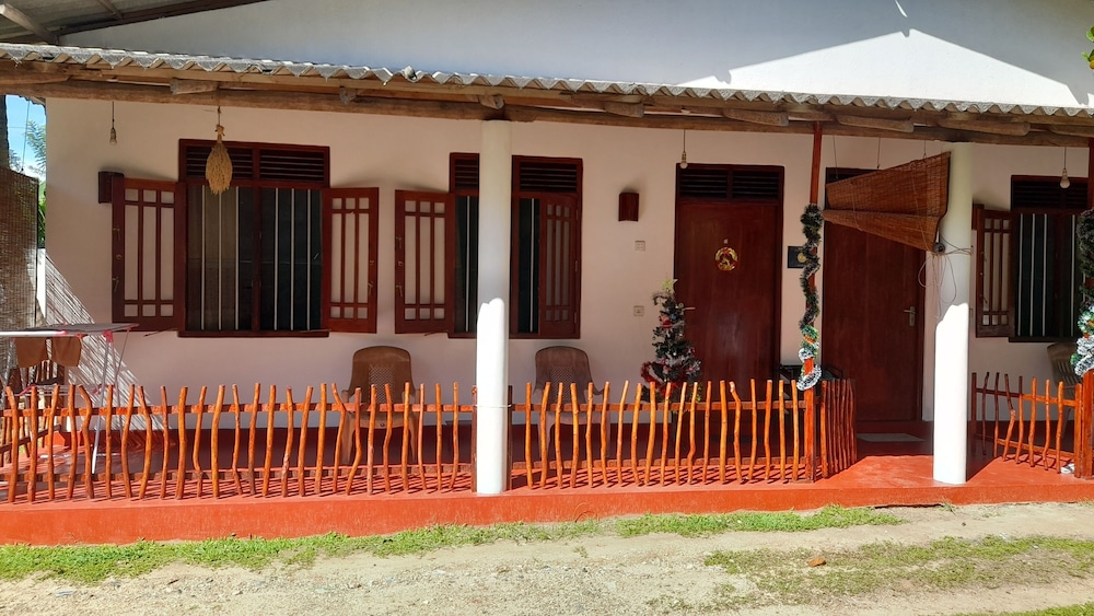 Ranmitha Villa 2/40