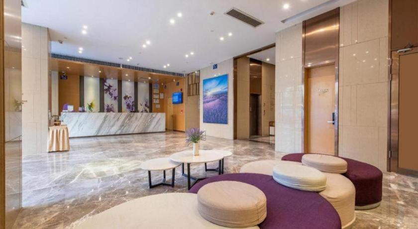 Lavande Hotel (Shenzhen North Railway Station, Gangtou Metro Station) 13/70