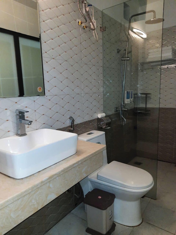 Luxury Airport Hotel & Spa 20/22