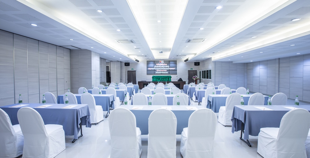 Juntra Resort And Hotel 47/54