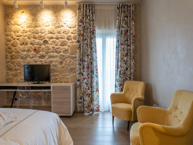 Alistos Hotel 5/10