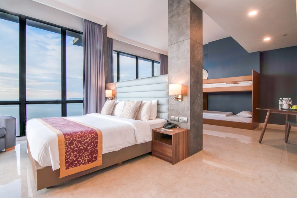 Supreme, Premium, Suite, King Bed, Bunk Bed