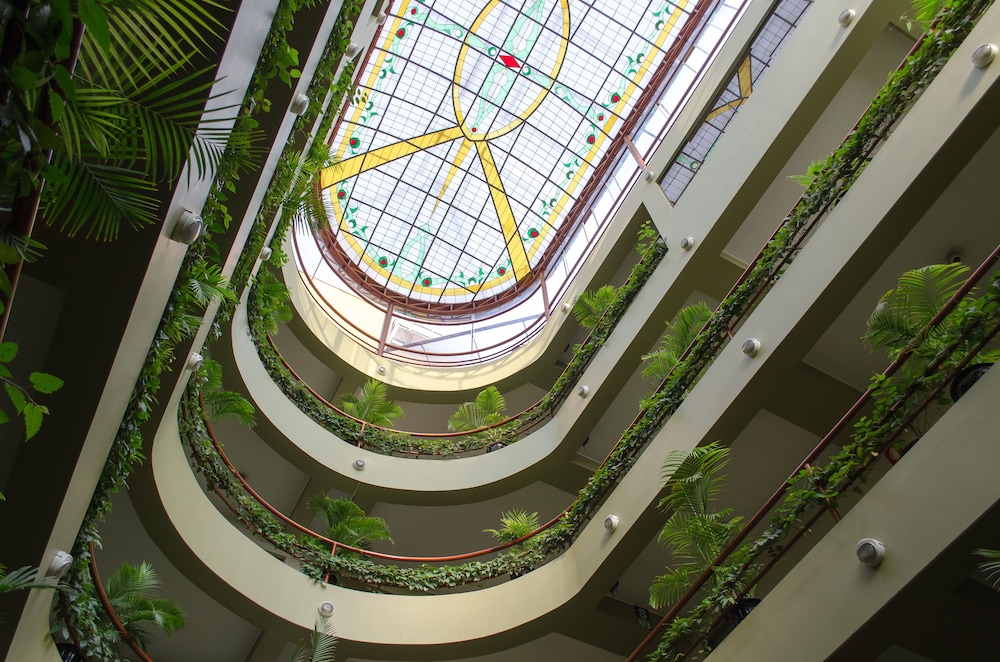 Faraona Grand Hotel in LIMA - PE