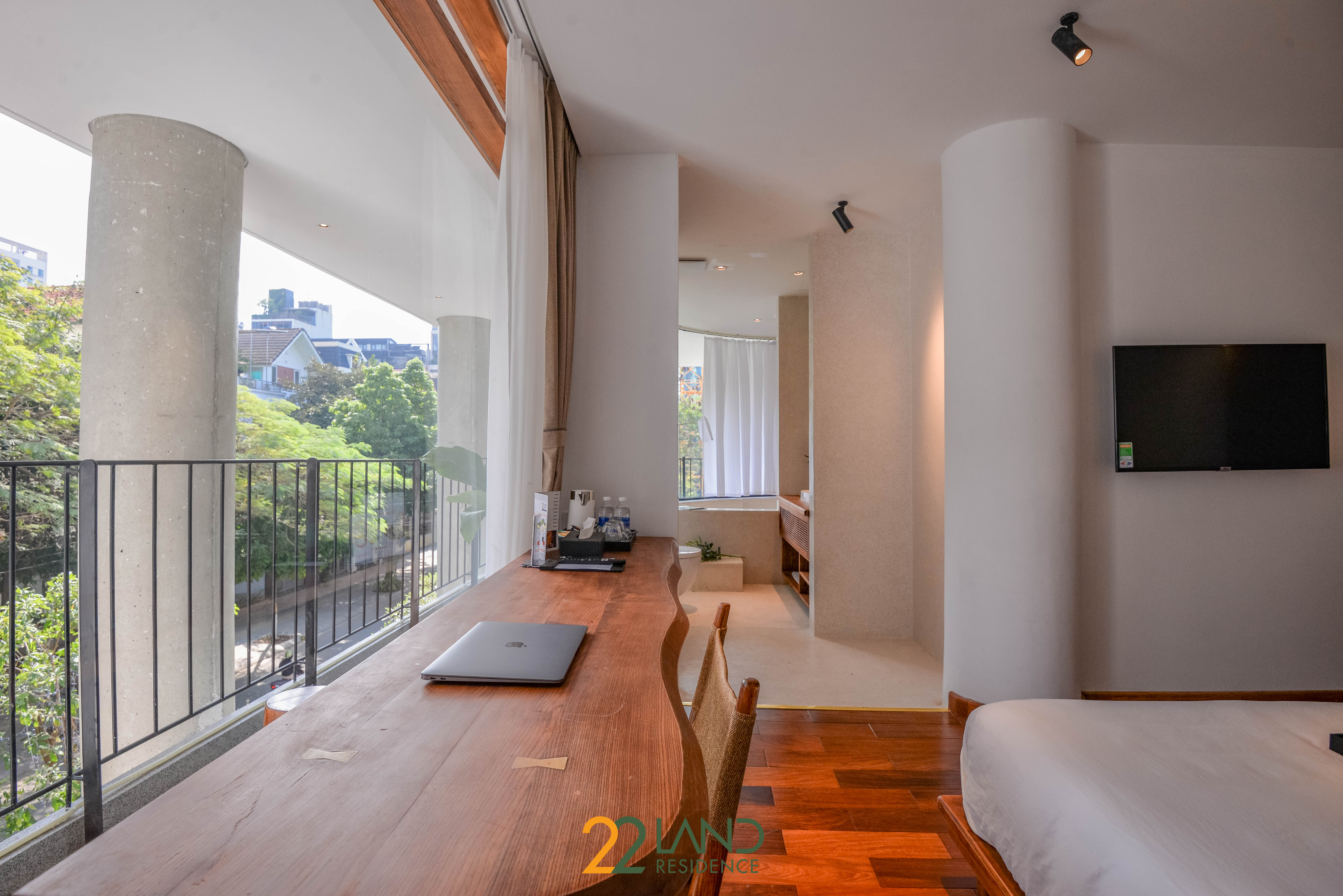 22Land Hotel and Residence 25/50