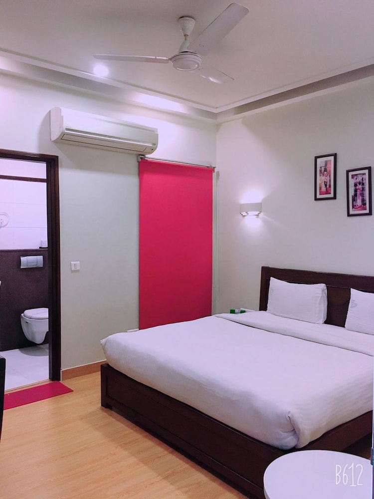 Hotel Dasaprakash 13/38