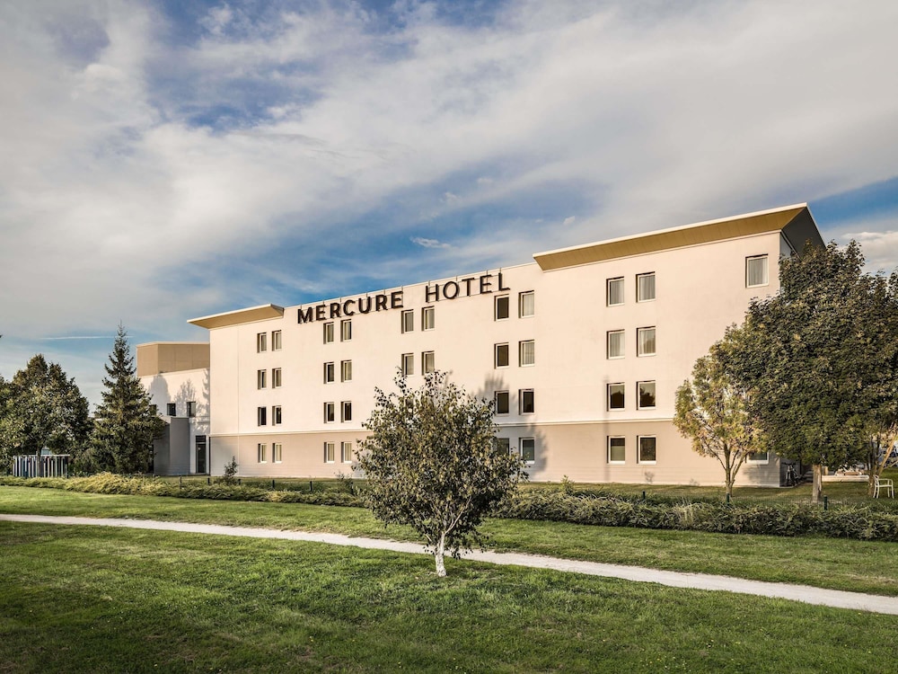 MERCURE Chartres Est 59/65