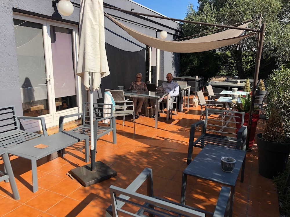 LE SUD HOTEL 30/44