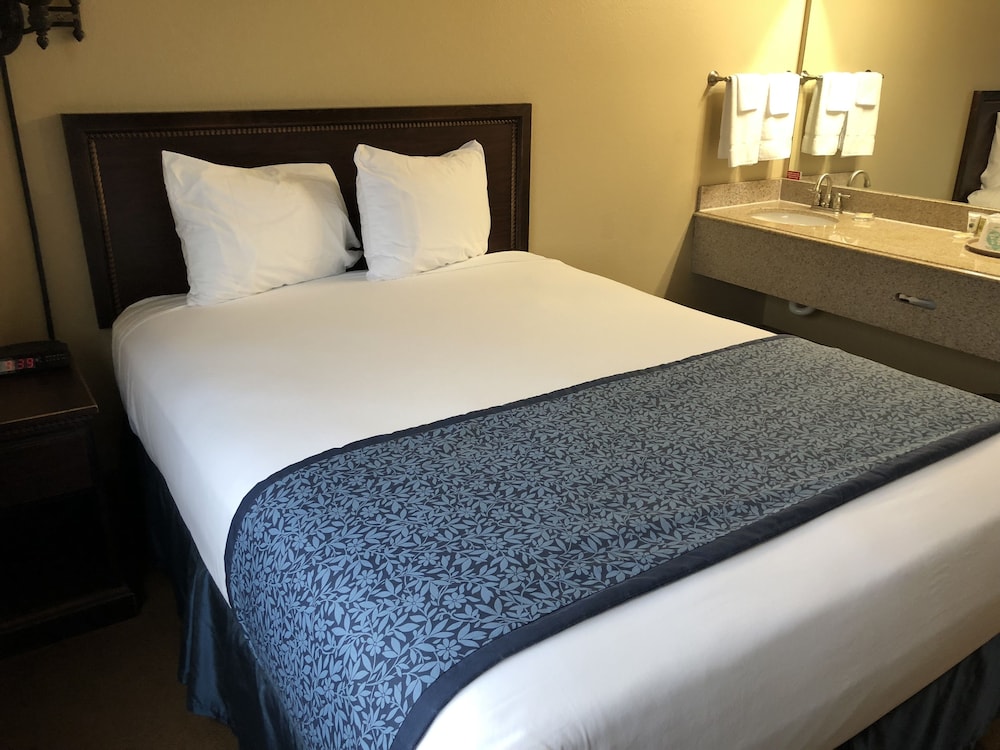 First Gold Hotel Suites Gaming 21/58