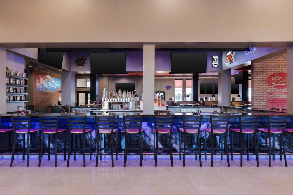 Hilton Garden Inn Hutchinson 39/47