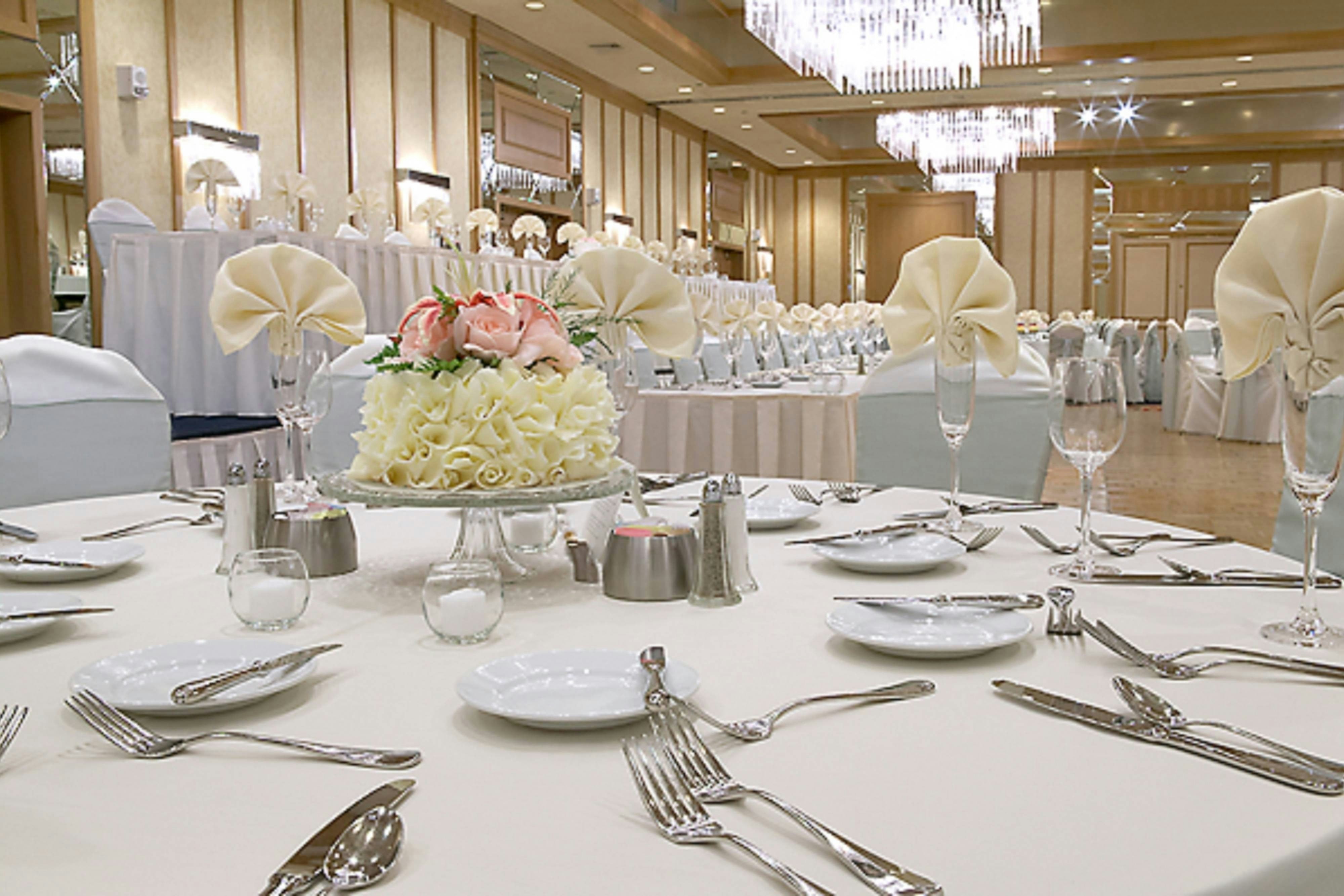 Delta Hotels by Marriott Racine 4/8