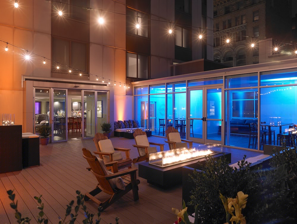 Hyatt Regency Rochester 39/69