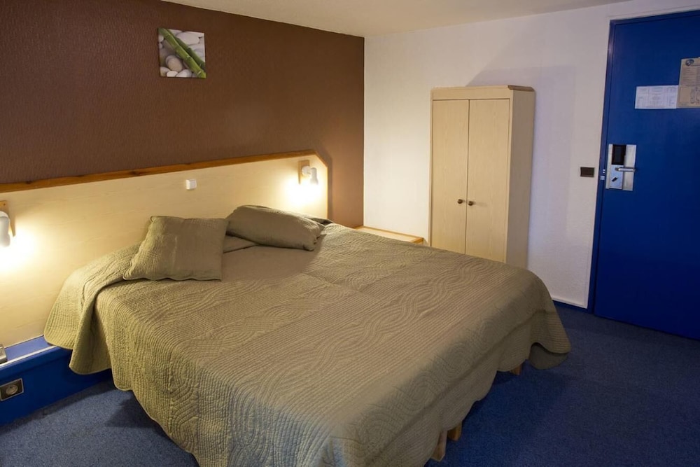 Hipotel Paris Marne la Vallée 8/48