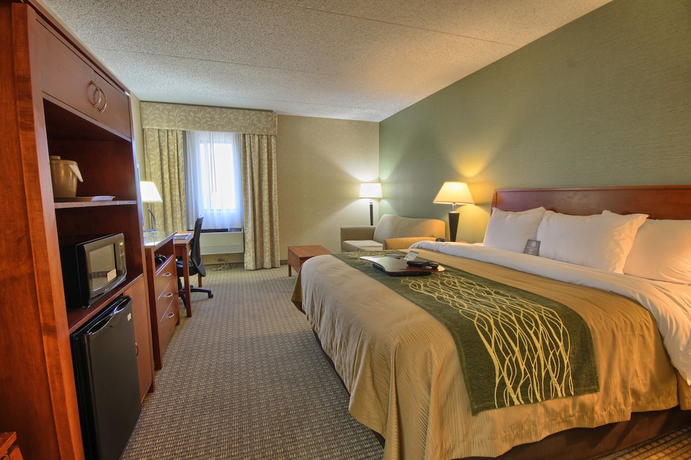 Spark by Hilton Dearborn Detroit 9/31