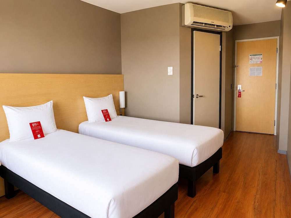 Ibis Aguascalientes Norte 27/56