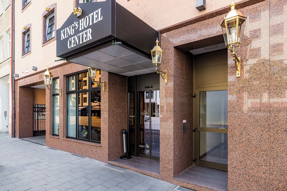Kings Hotel Center 9/66