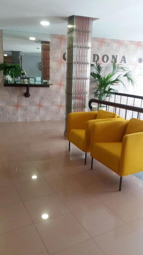 Residencia Cardona 2/57