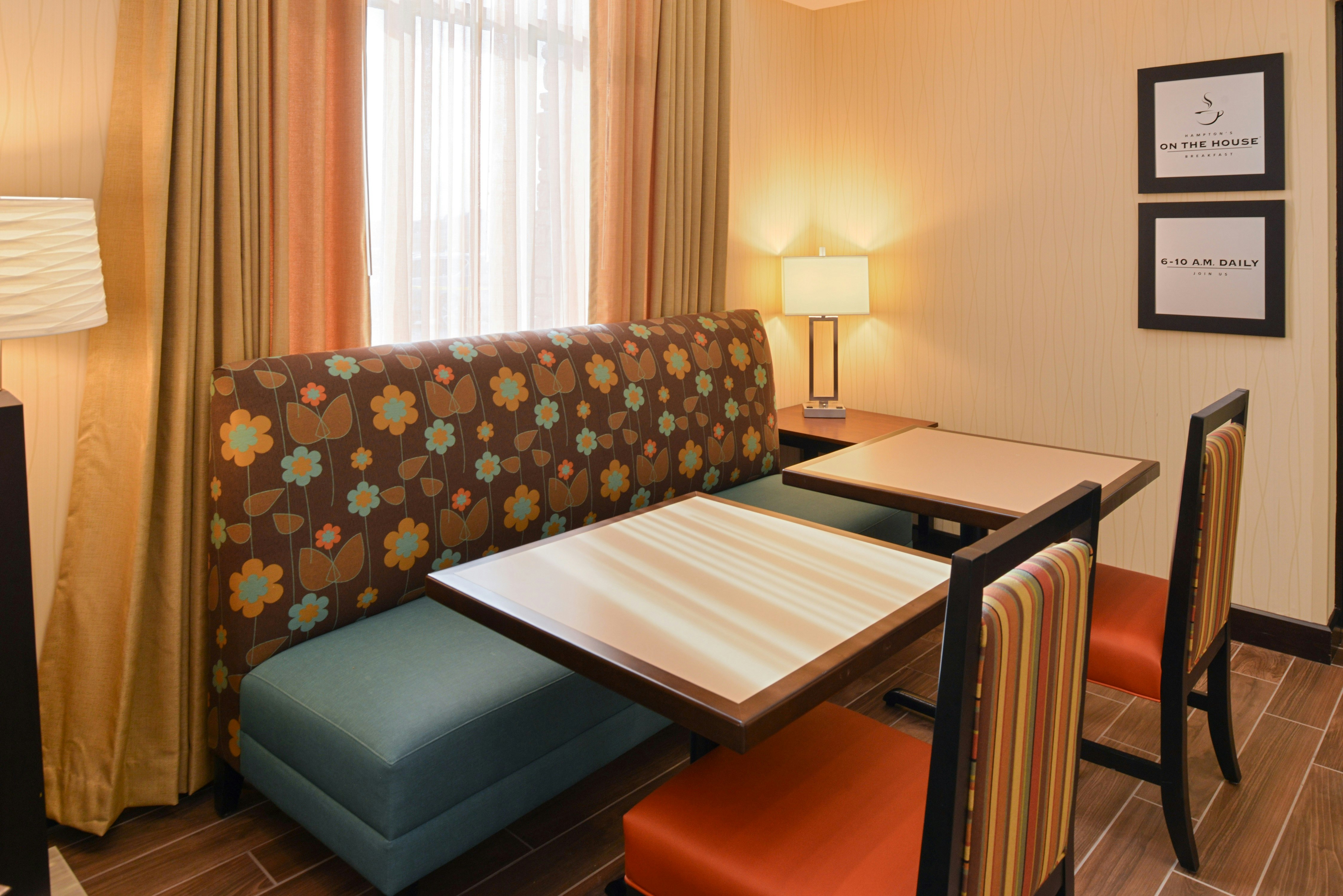 Hampton Inn & Suites Douglas 16/56