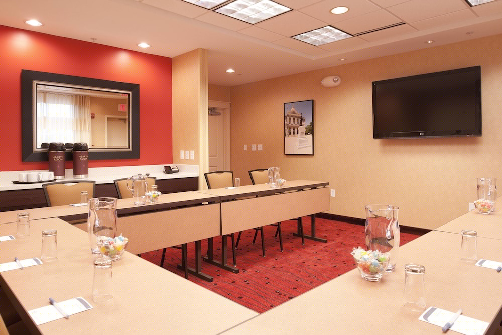 Residence Inn by Marriott Concord 23/24