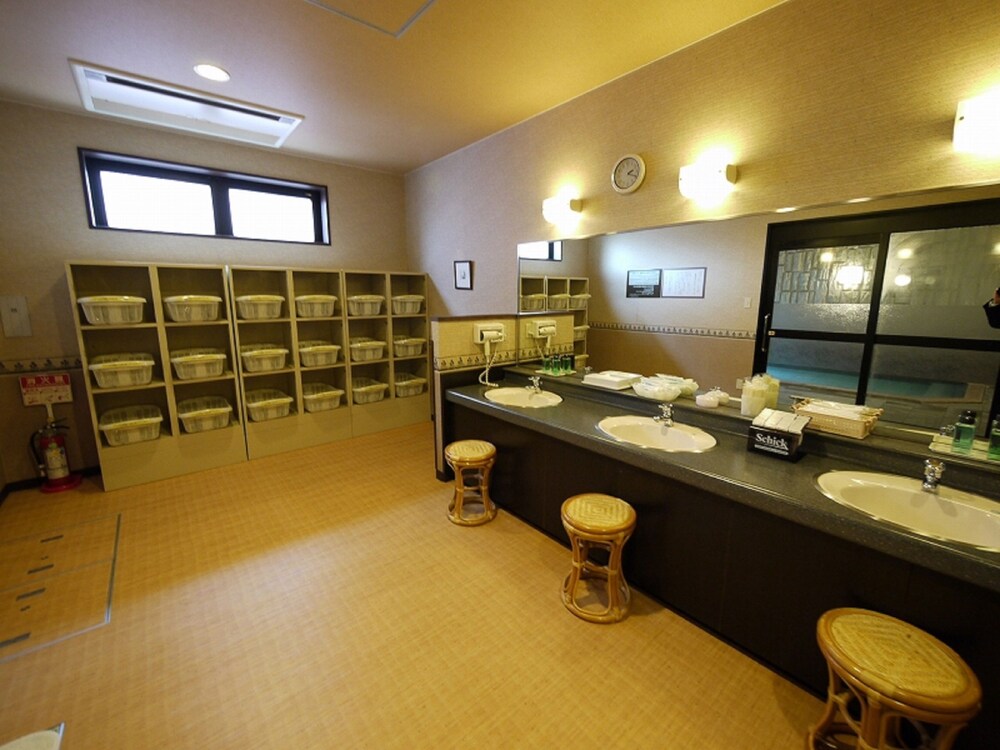 Hotel Route Inn Nishinasuno 43/63