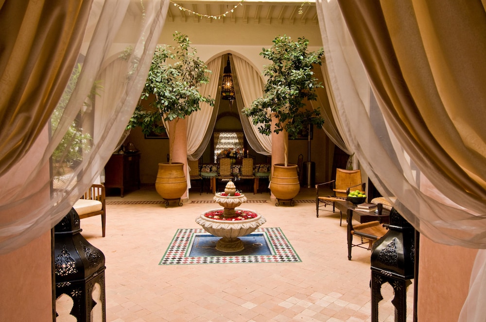 Riad Saba 33/64