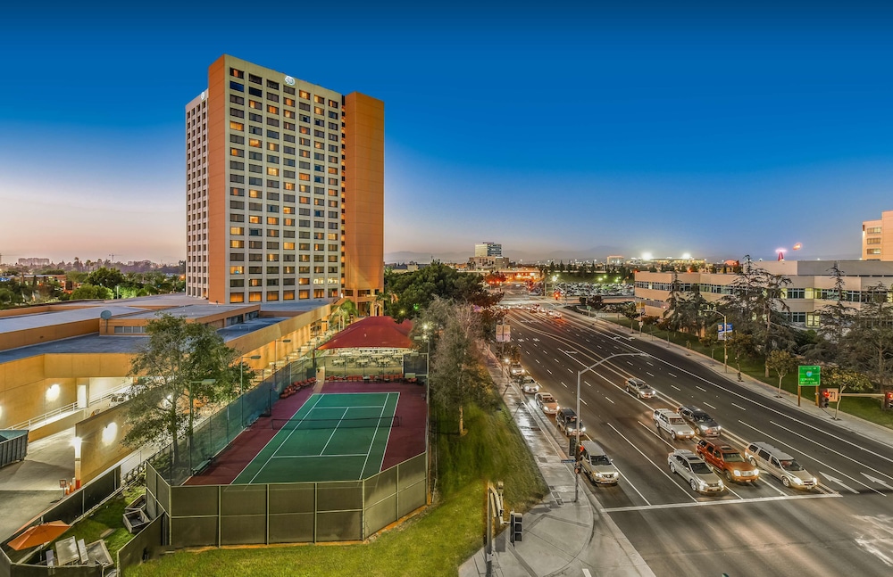 Hotel Fera Anaheim a DoubleTree by Hilton 16/63