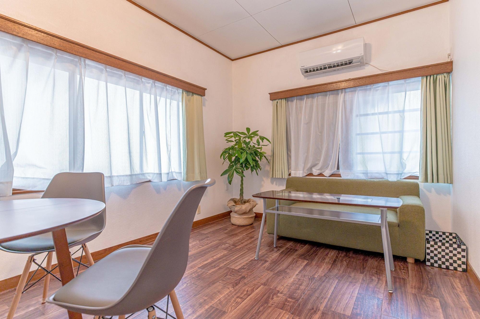 Galo Hostel Kobe 30/40