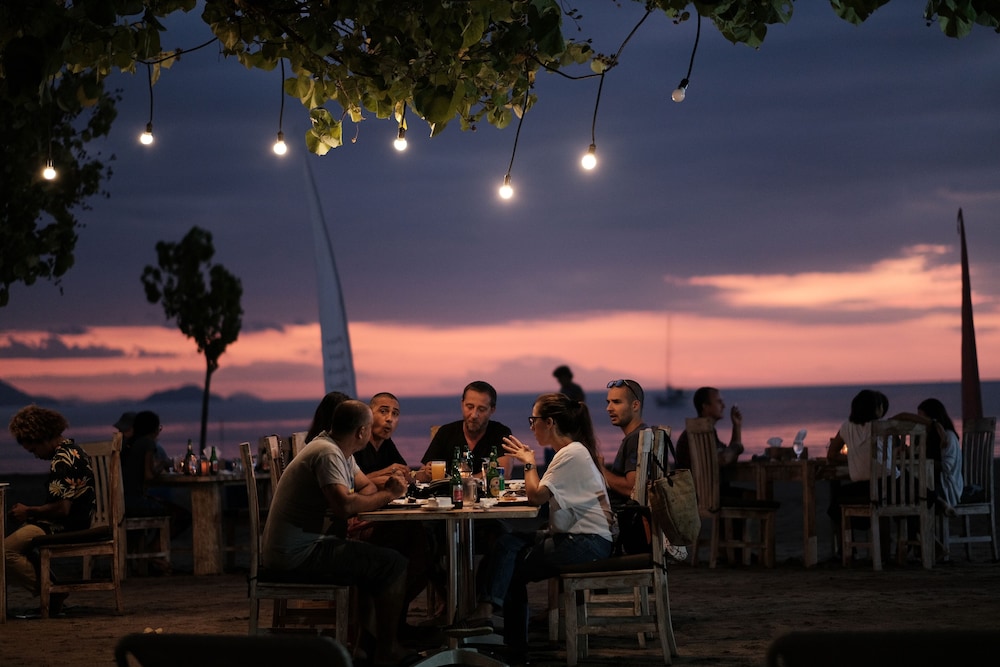 Puri Sari Beach Hotel 39/50