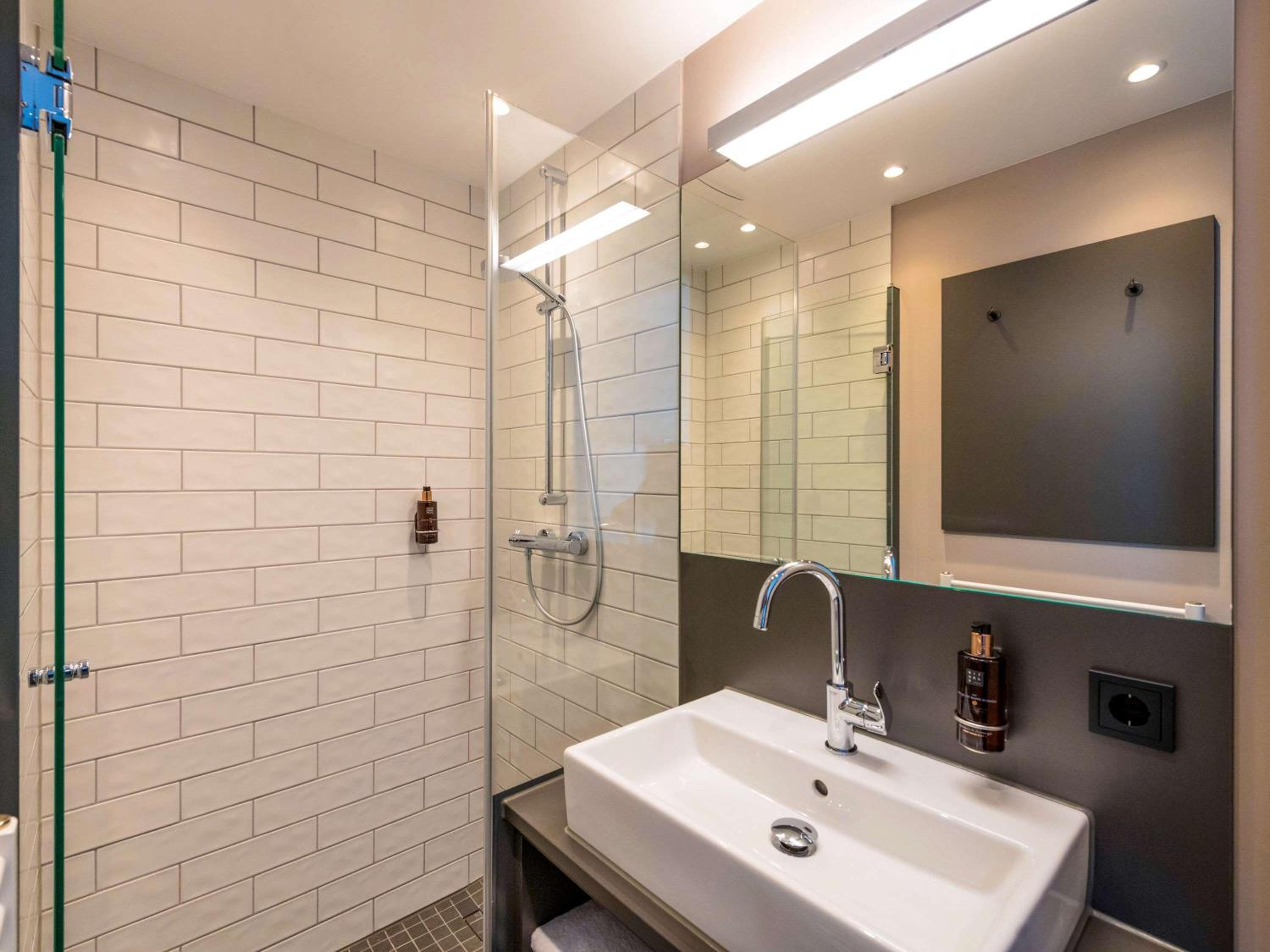 غرفة قياسية بسرير كينج، Ibis Styles Vechta 8/8