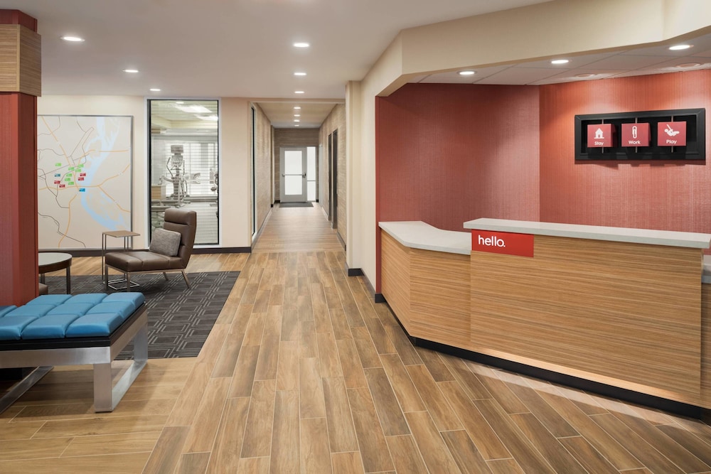 TownePlace Suites by Marriott Dubuque Downtown 5/40