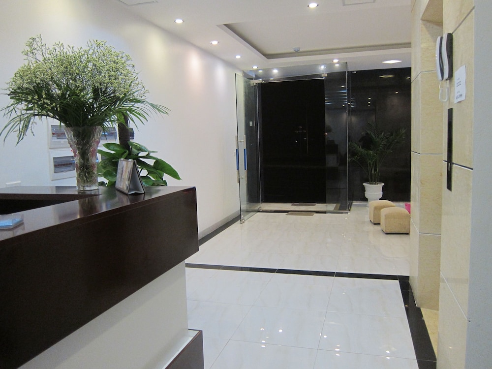 Dragon Airport Hotel 6/49