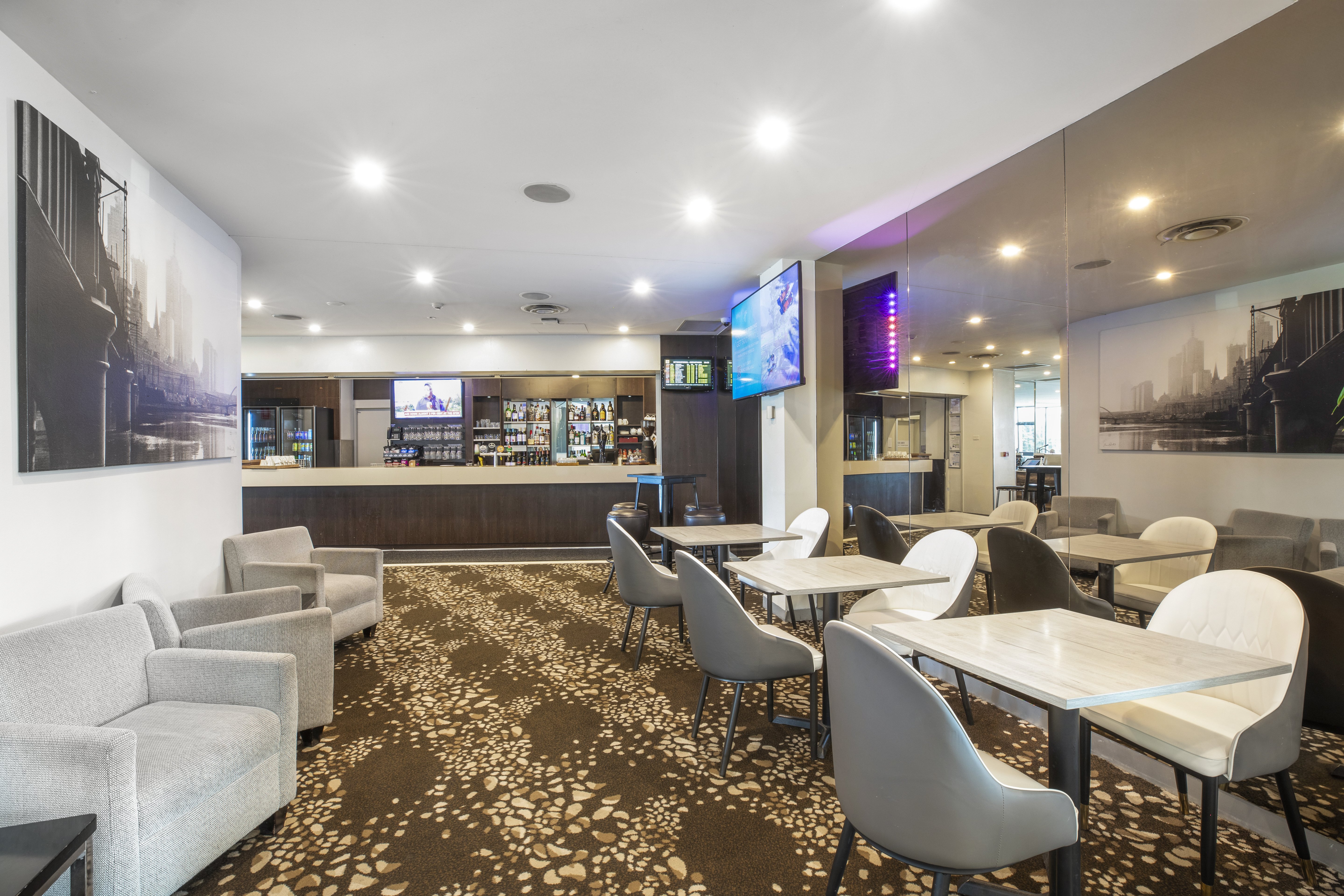 Holiday Inn Melbourne Airport 29/46