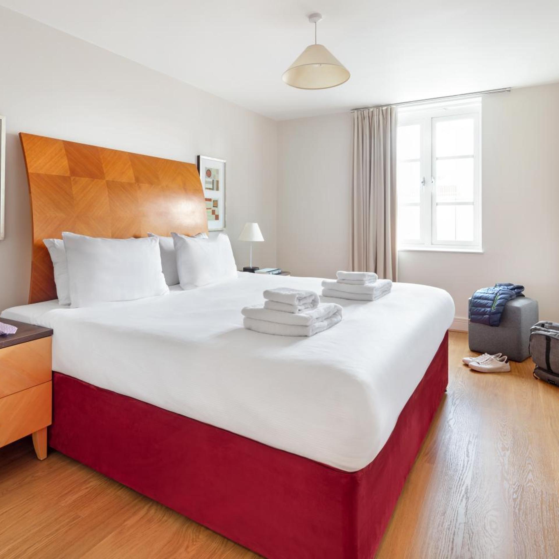 1 Bedroom, Apartment, Sofa